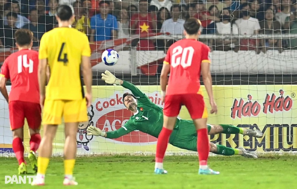 Chuyên gia: “Trình độ thật của Malaysia kém xa đội tuyển Việt Nam” - 4