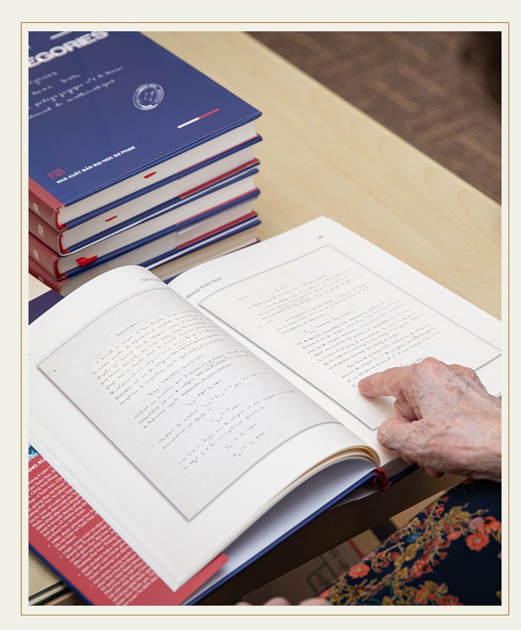 GS Hoàng Xuân Sính: Sau khi “gõ cửa” Tổng Bí thư, tôi không còn đường lui - 18