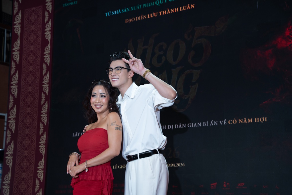 Ốc Thanh Vân ngoại hình khác lạ, đóng cặp mỹ nam kém 14 tuổi - 2