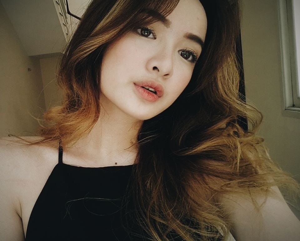 Ảnh cũ 10 năm bị đào lại của mỹ nhân người Việt 