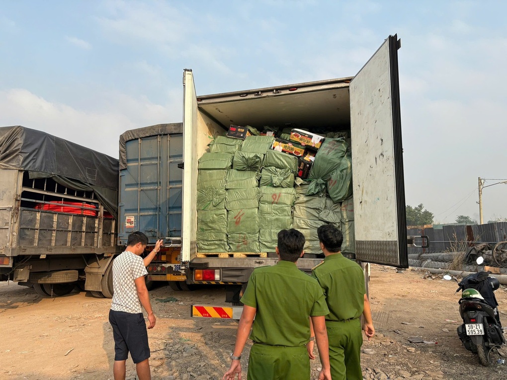 Hàng loạt đường dây thực phẩm bẩn quy mô lớn bị phanh phui - 3