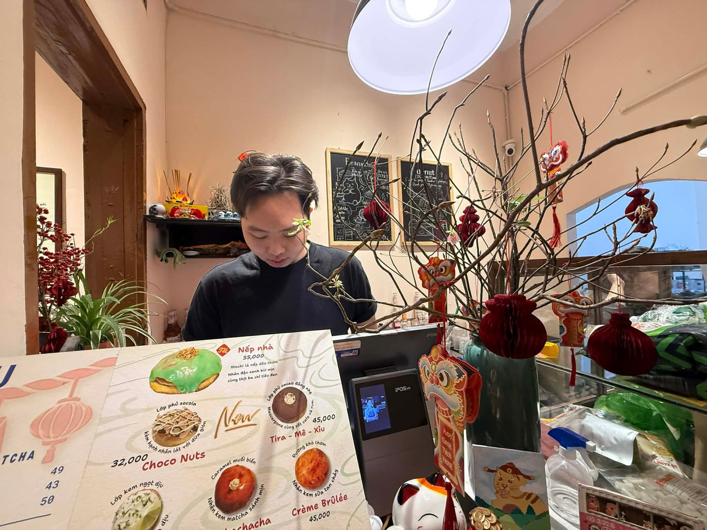 Giá xăng dầu giảm, vì sao dịch vụ ăn uống 'đua' tăng?- Ảnh 3.