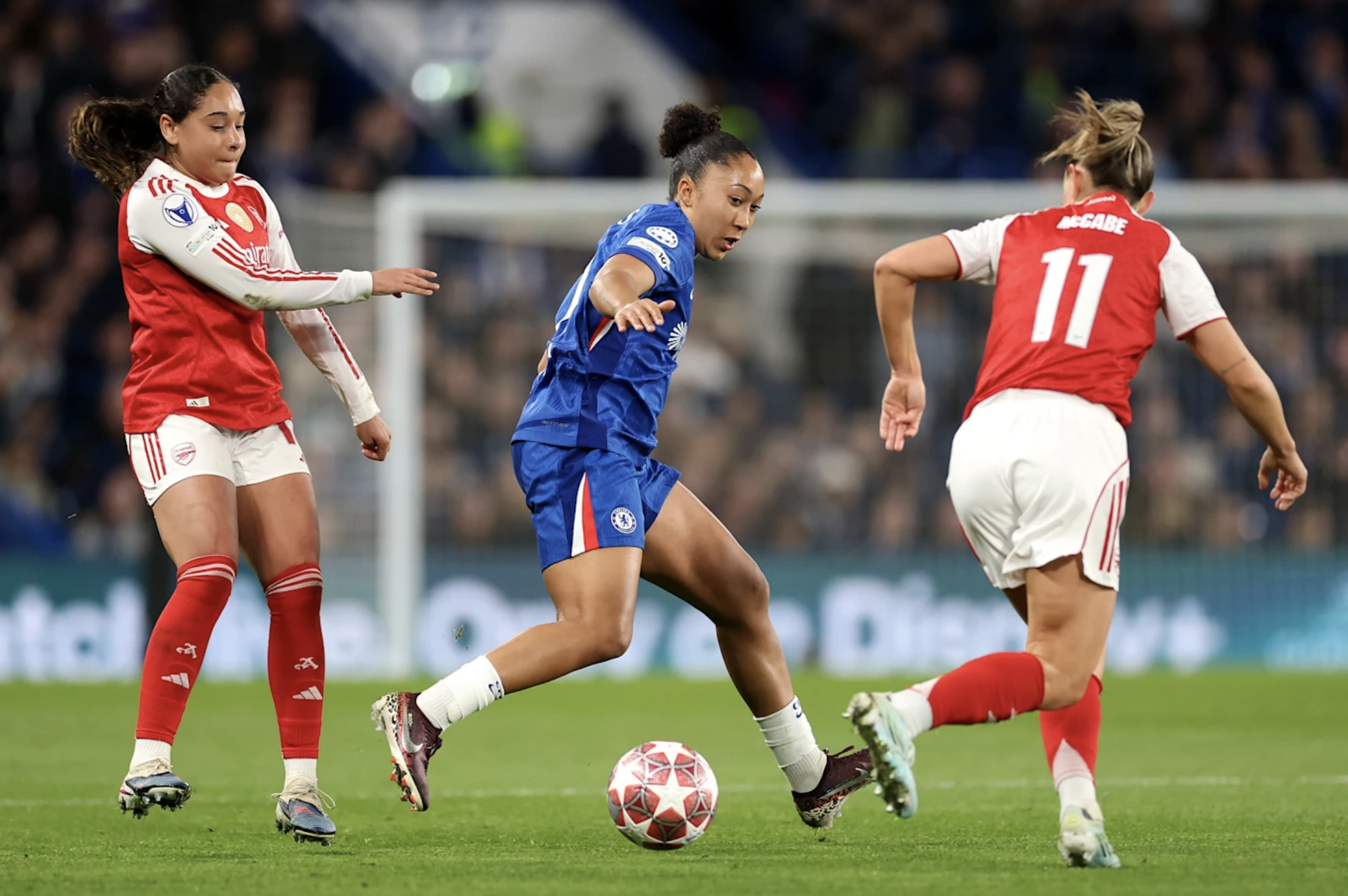 Thắng nghẹt thở derby London, Chelsea mất vé bán kết Champions League nữ vì Arsenal - Ảnh 2.