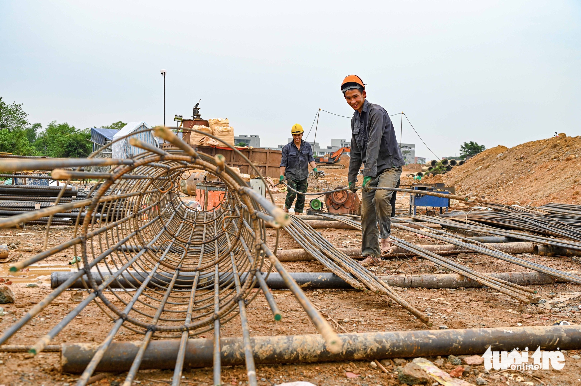 Công trường đại lộ Thăng Long rộng tới 180m và tuyến metro trị giá hơn 65.000 tỉ phía tây Hà Nội 10 đại lộ Thăng Long - Ảnh 10.