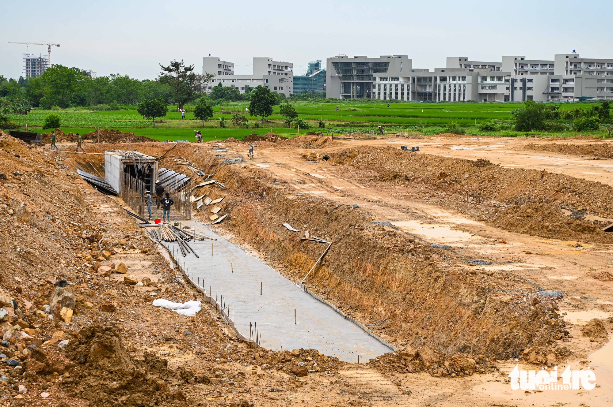 Công trường đại lộ Thăng Long rộng tới 180m và tuyến metro trị giá hơn 65.000 tỉ phía tây Hà Nội 12 đại lộ Thăng Long - Ảnh 12.