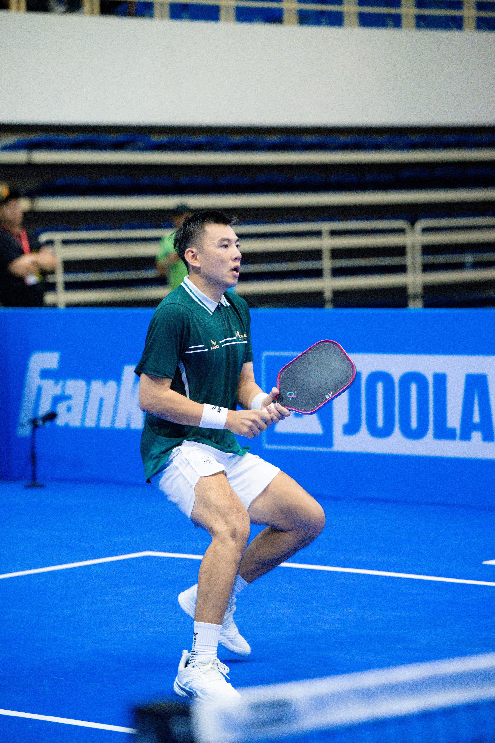 Đẳng cấp: Lý Hoàng Nam chân đau tập tễnh vẫn đánh bại Top 4 PPA Christian Alshon- Ảnh 10. Đẳng cấp: Lý Hoàng Nam chân đau tập tễnh vẫn đánh bại Top 4 PPA Christian Alshon- Ảnh 10.