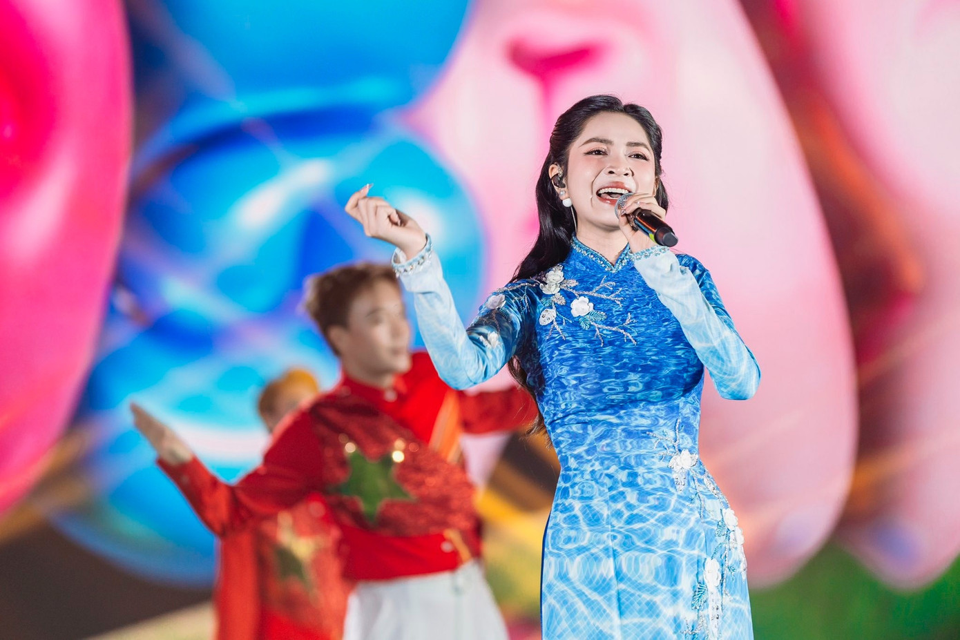 Cục diện showbiz Việt sau lệnh cấm hát nhép- Ảnh 2.