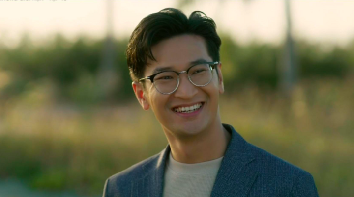 Đời thực của Phó giám đốc đang bị ghét trên phim giờ vàng VTV- Ảnh 2.