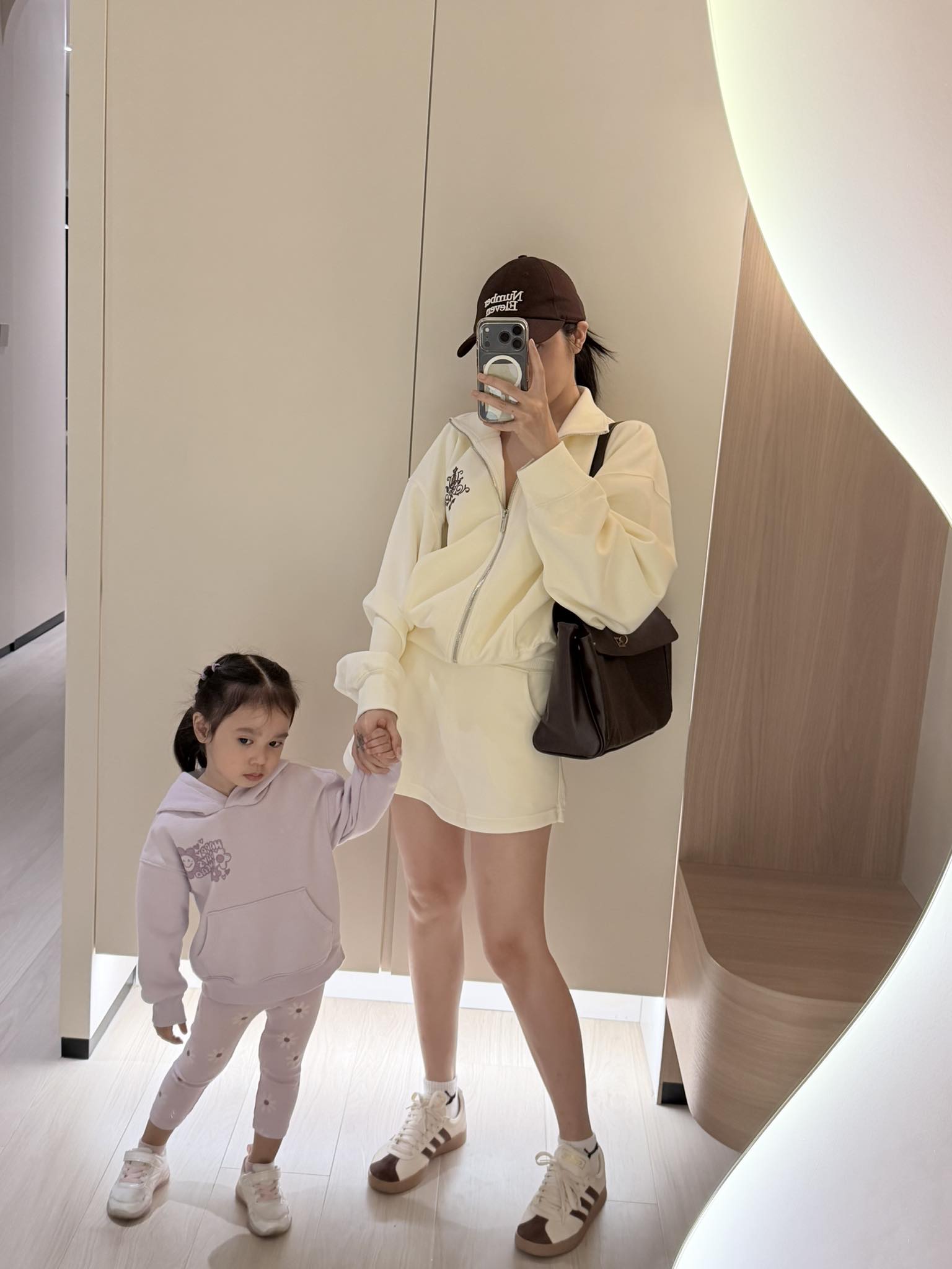 Bảo Anh từng tự trừng phạt vì làm mẹ đơn thân: 