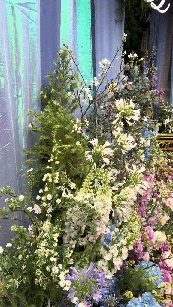 Sáng nhất Bắc Ninh lúc này: Lâu đài 300 tỷ kín hoa tươi, đám cưới 