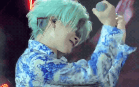 Nam ca sĩ có visual ngày càng giống Vũ Hà: 25 tuổi đầu tư cả núi tiền làm concert khiến ai cũng choáng- Ảnh 4.