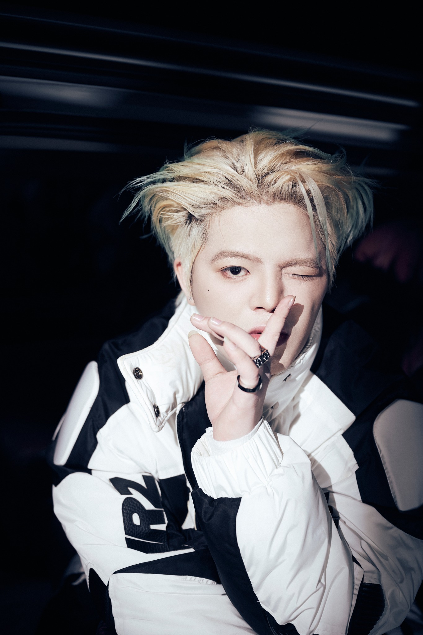 Nam ca sĩ có visual ngày càng giống Vũ Hà: 25 tuổi đầu tư cả núi tiền làm concert khiến ai cũng choáng- Ảnh 6.