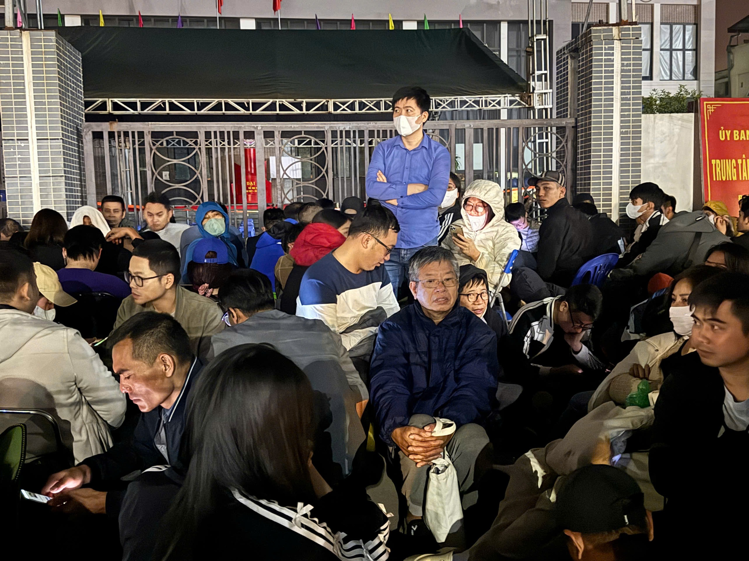 Có nên nới trần thu nhập mua nhà ở xã hội lên 50 triệu đồng tháng?   - Ảnh 2.