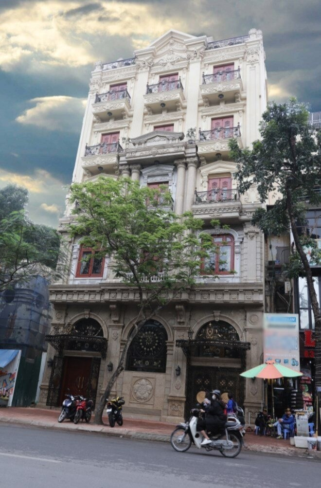 Mỹ nhân định bỏ thi hoa hậu lại đăng quang ngôi vị cao nhất: 26 tuổi gả vào hào môn, sống trong dinh thự trăm tỷ- Ảnh 3.