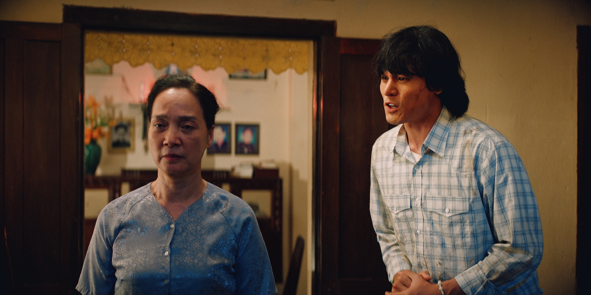 Hẹn Em Ngày Nhật Thực: Nhẹ nhàng mà day dứt, càng xem càng đau- Ảnh 6. Hẹn Em Ngày Nhật Thực: Nhẹ nhàng mà day dứt, càng xem càng đau- Ảnh 6.