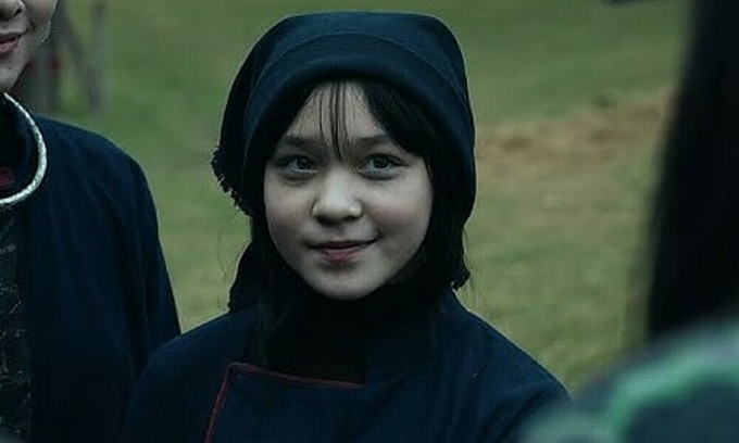 Sao nhí Thái Lan Nina Nutthacha Jessica Padovan - 12 tuổi, nổi tiếng qua phim kinh dị Tee Yod - đóng cùng Kiều Minh Tuấn, Diệp Bảo Ngọc trong Phí phông. Ảnh: Nhà sản xuất cung cấp