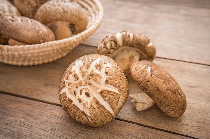 4 loại rau quả giàu selen, càng ăn càng bổ gan - 2