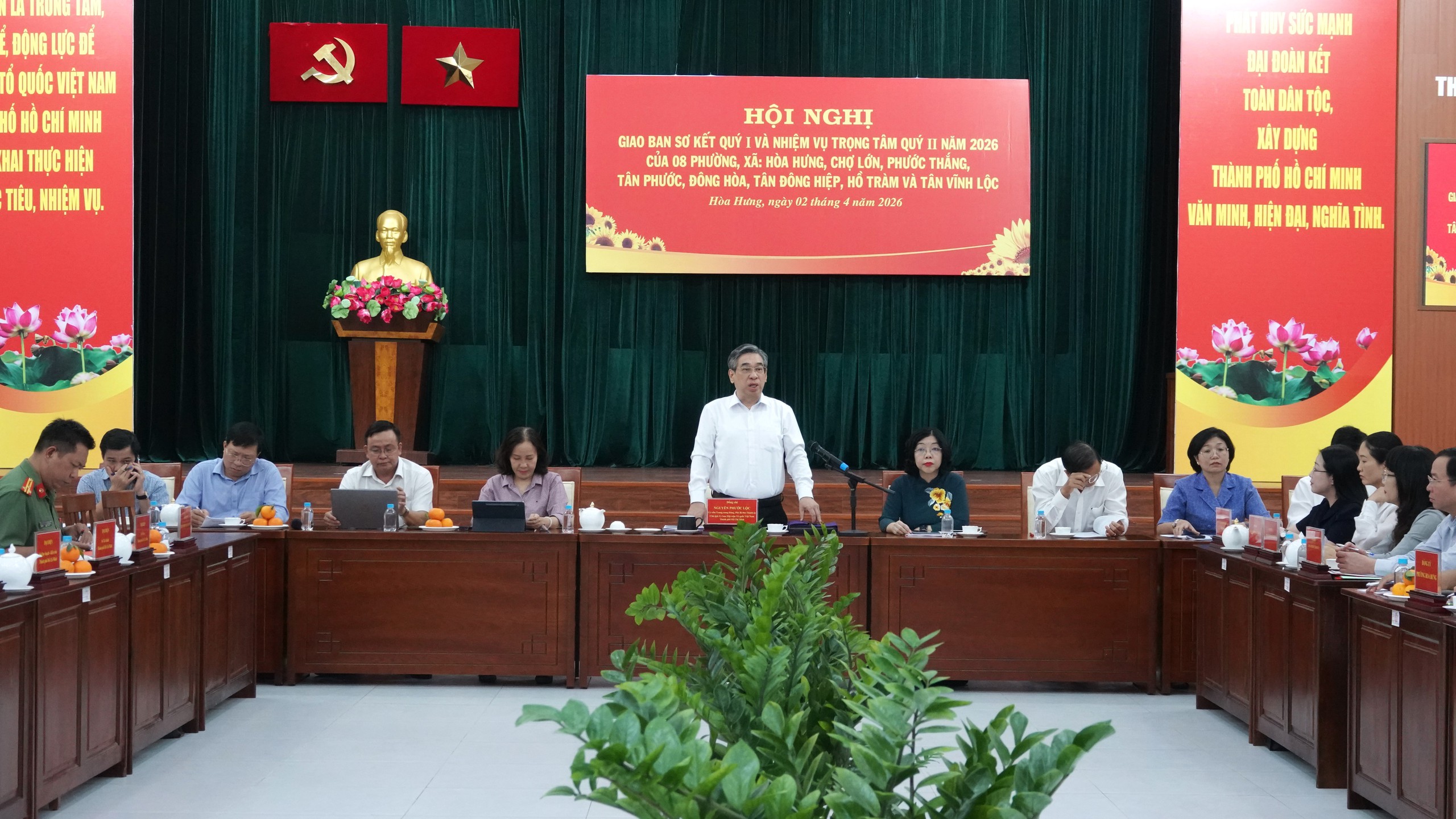 Phó bí thư Thành ủy TP.HCM: Tập trung đầu tư công, kiện toàn lãnh đạo phường, xã - Ảnh 2.