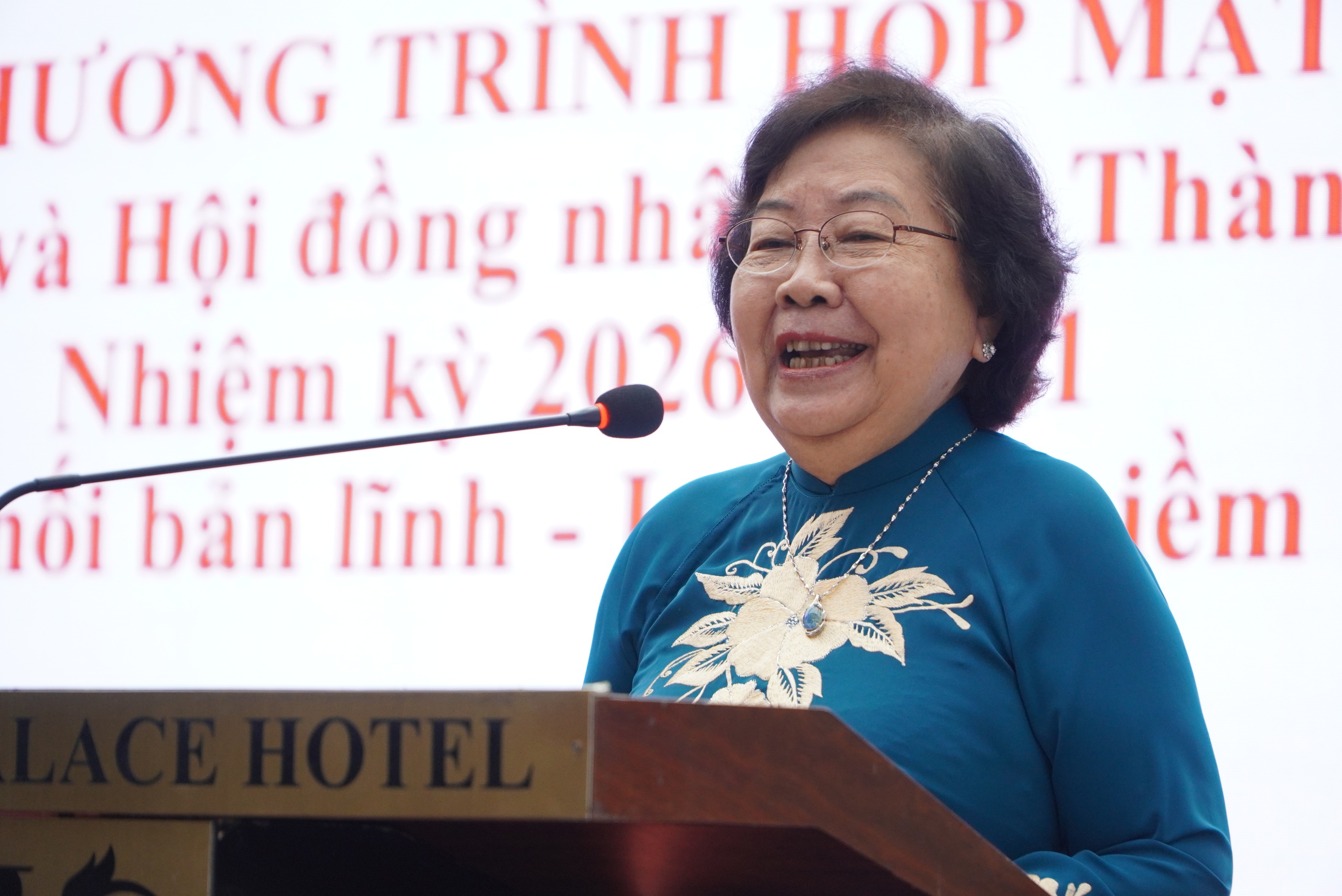 Nữ đại biểu TP.HCM trúng cử bằng năng lực, vượt qua định kiến 'quân xanh', 'lót đường' 2 TP.HCM họp mặt nữ đại biểu Quốc hội, HĐND - Ảnh 3.