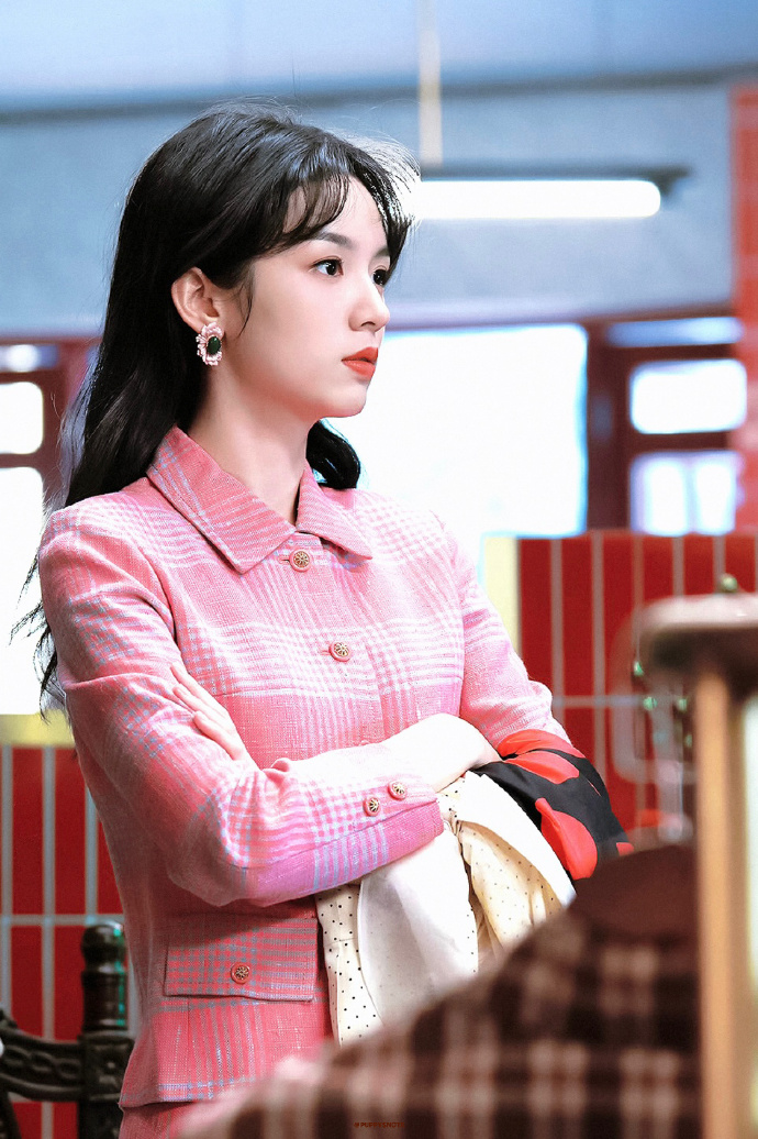 Cô dâu đẹp nhất Trung Quốc hiện tại: Sắc vóc ngọc ngà vạn người ao ước, làn da như được dệt bằng ánh trăng- Ảnh 9.