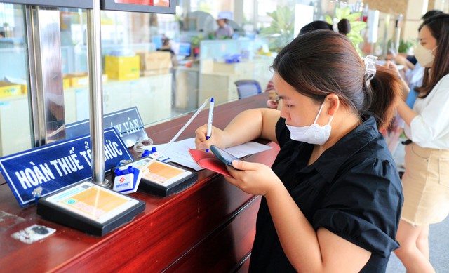 Thu nhập vãng lai 3 triệu đồng/lần bị trừ thuế 10% chưa hợp lý?- Ảnh 2.