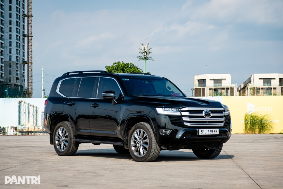 Định mua LX600 nhưng chốt Land Cruiser LC300: Tôi không cần xem review - 3