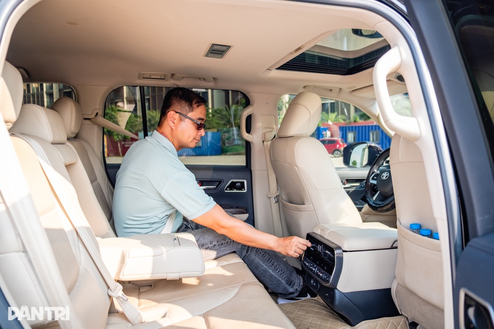 Định mua LX600 nhưng chốt Land Cruiser LC300: Tôi không cần xem review - 6 Định mua LX600 nhưng chốt Land Cruiser LC300: Tôi không cần xem review - 6