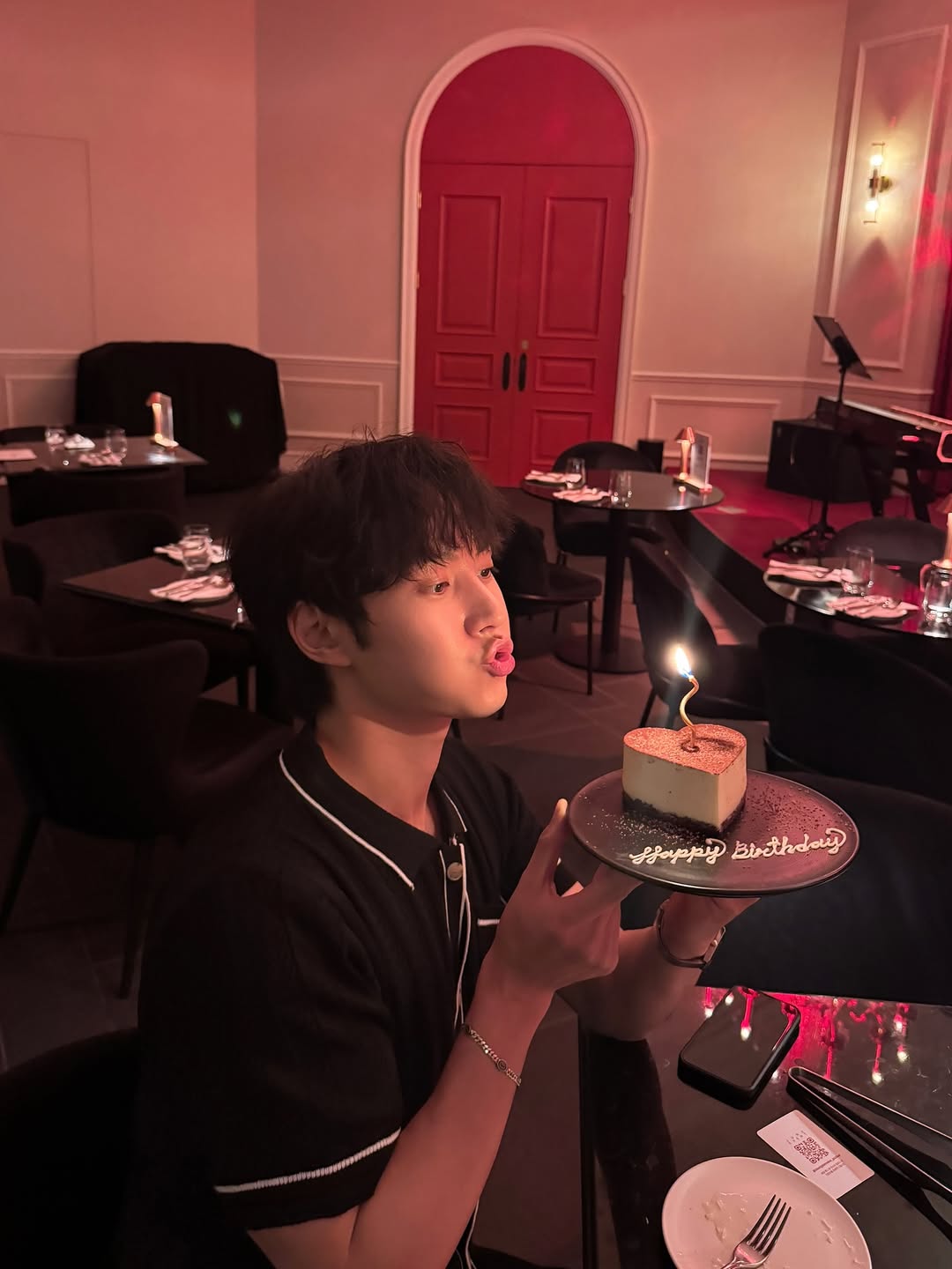 Ảnh Lee Min Ho hẹn hò vợ sắp cưới- Ảnh 2.