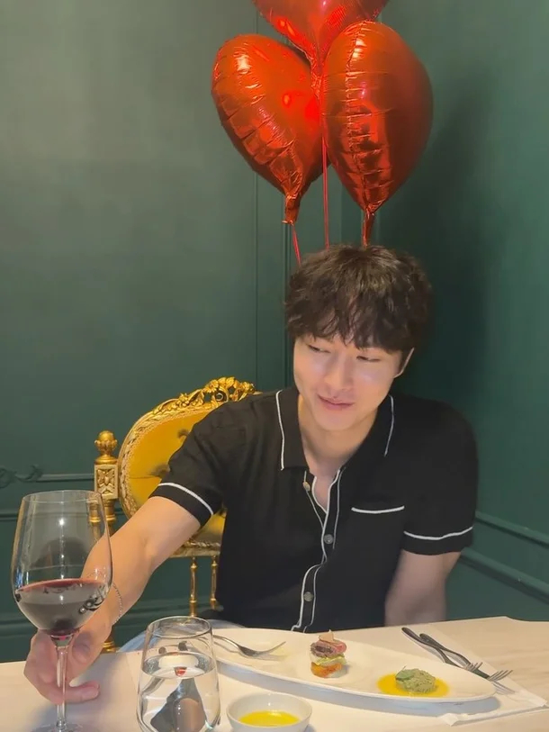 Ảnh Lee Min Ho hẹn hò vợ sắp cưới- Ảnh 3.