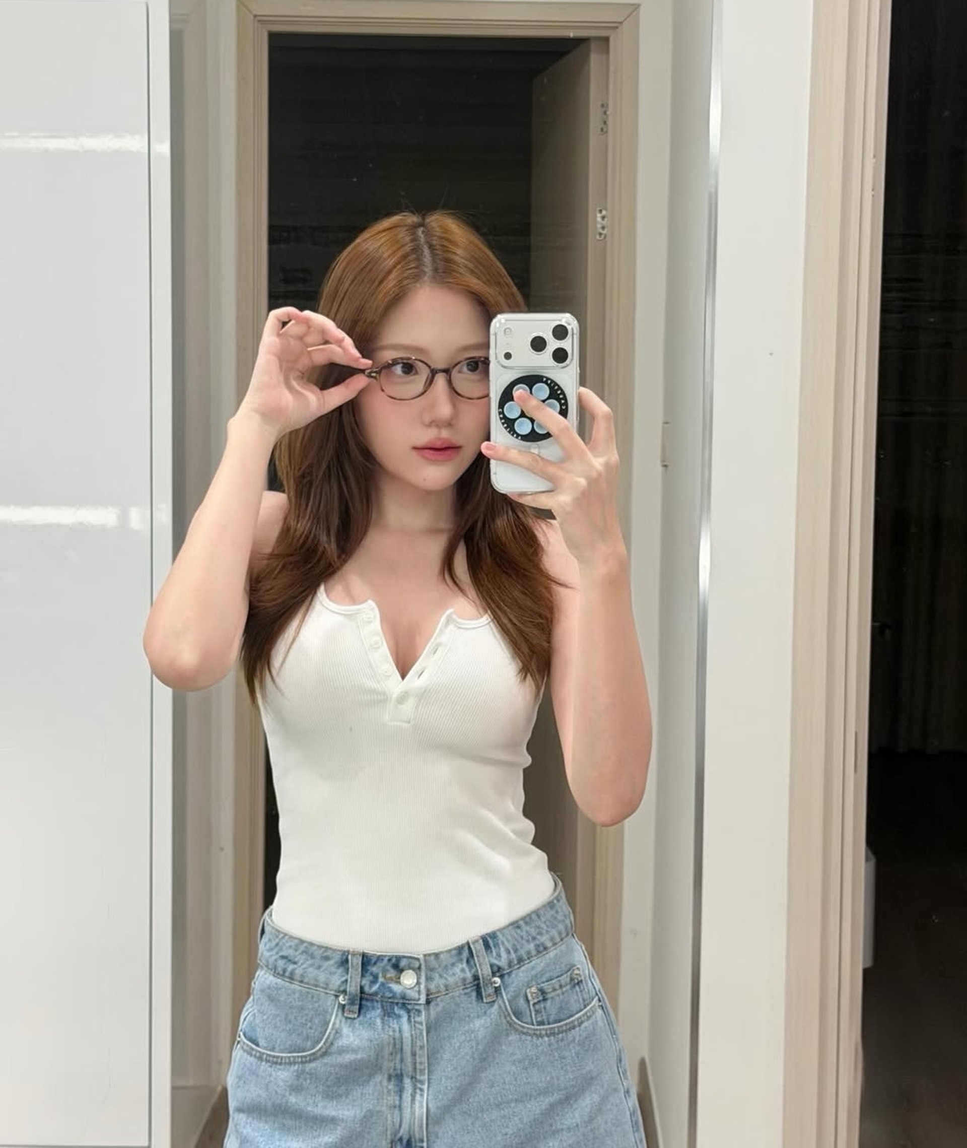 Em gái nghìn tỷ của Trấn Thành lột xác gây sốt, cuộc sống ra sao tuổi 27? - 8