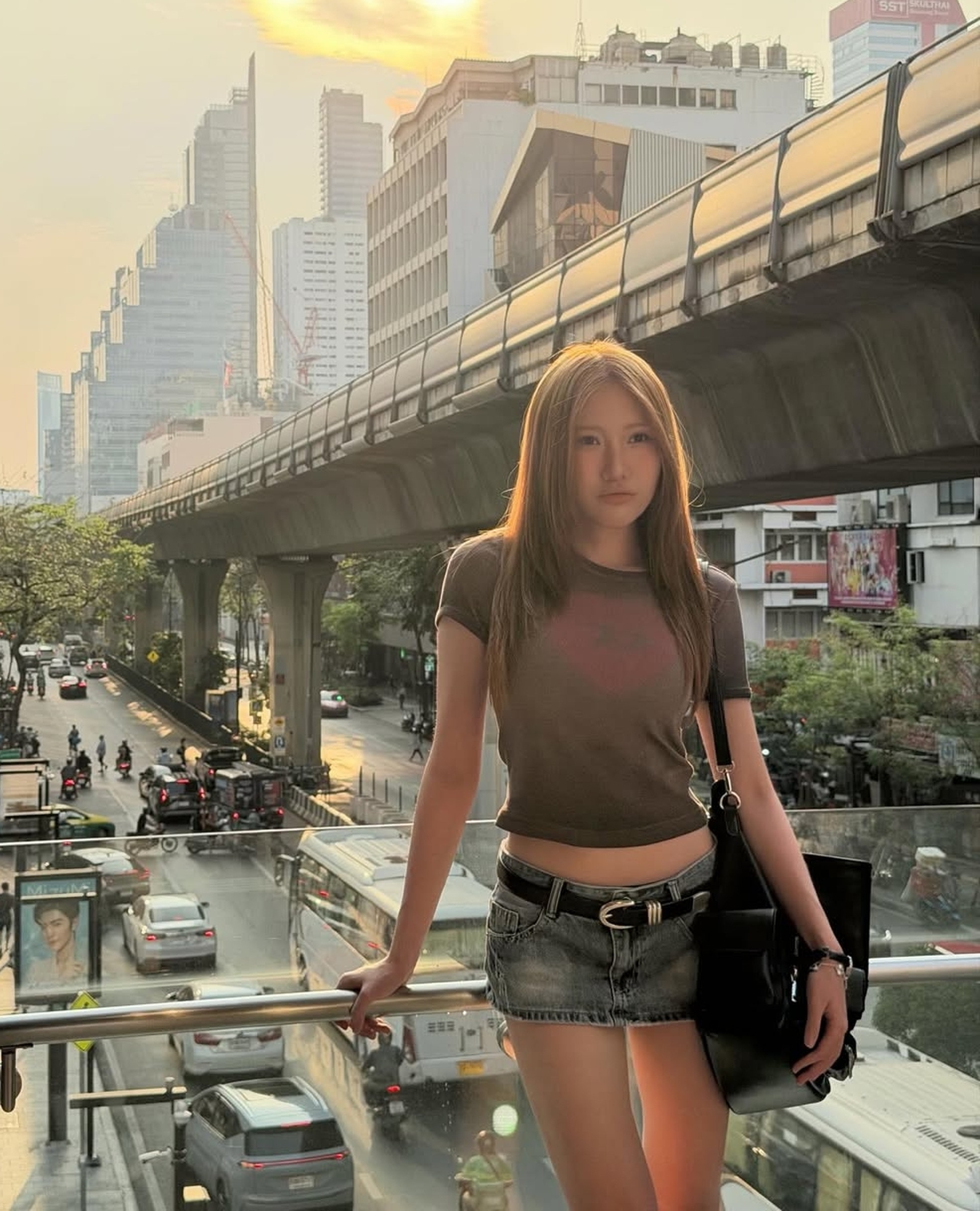 Em gái nghìn tỷ của Trấn Thành lột xác gây sốt, cuộc sống ra sao tuổi 27? - 9