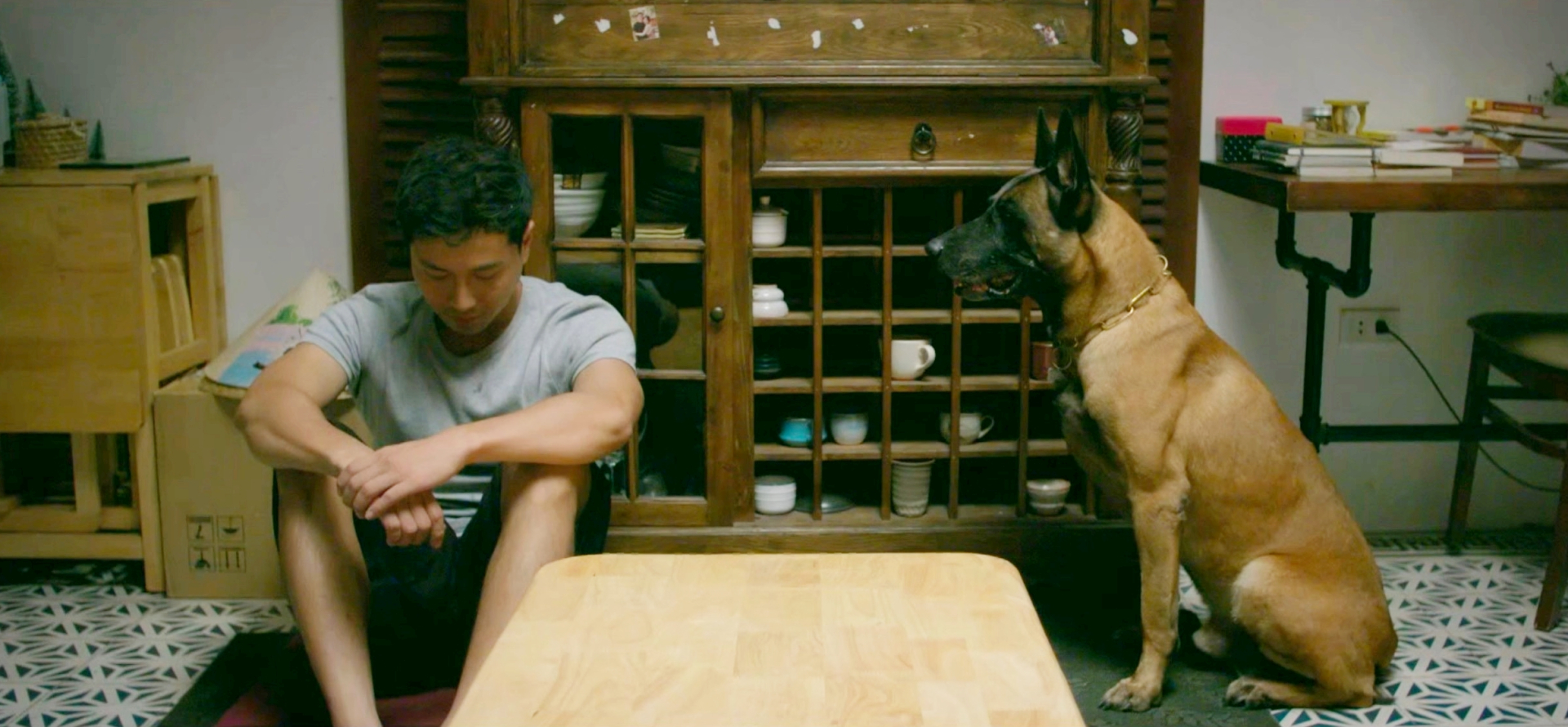 Hạt sạn to đùng ở phim Việt giờ vàng, ai làm y tá thấy chắc sẽ “tự ái” lắm đây- Ảnh 5.