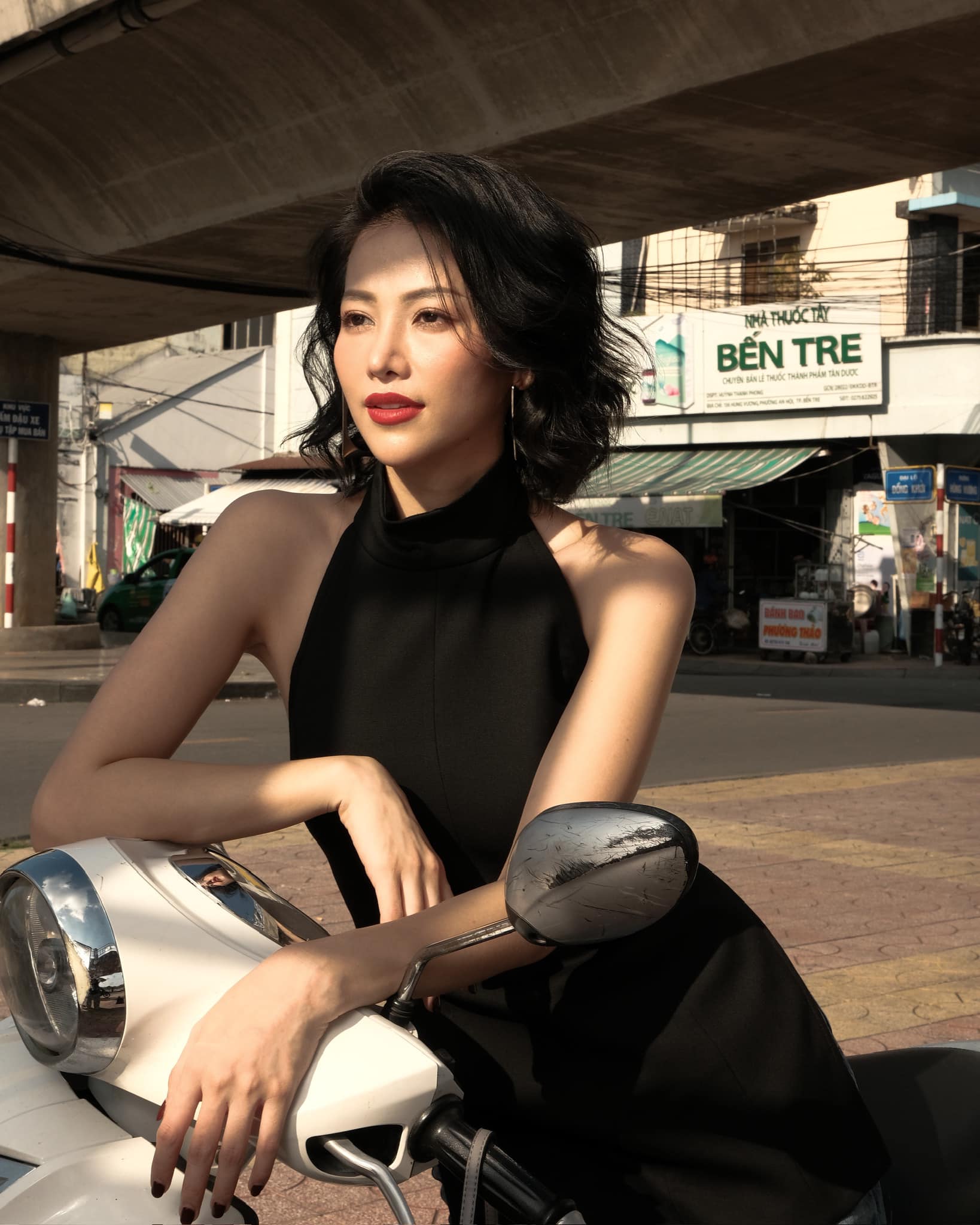 Hoa hậu Việt đẹp đến mức khiến netizen đòi 