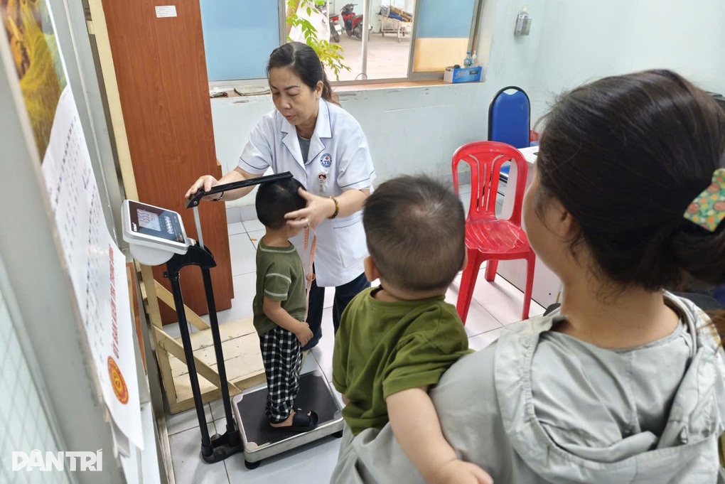 TPHCM khám sức khỏe miễn phí toàn dân: Các bệnh viện, trạm y tế vào cuộc - 2