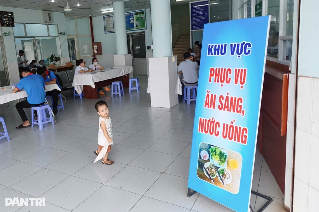TPHCM khám sức khỏe miễn phí toàn dân: Các bệnh viện, trạm y tế vào cuộc - 3