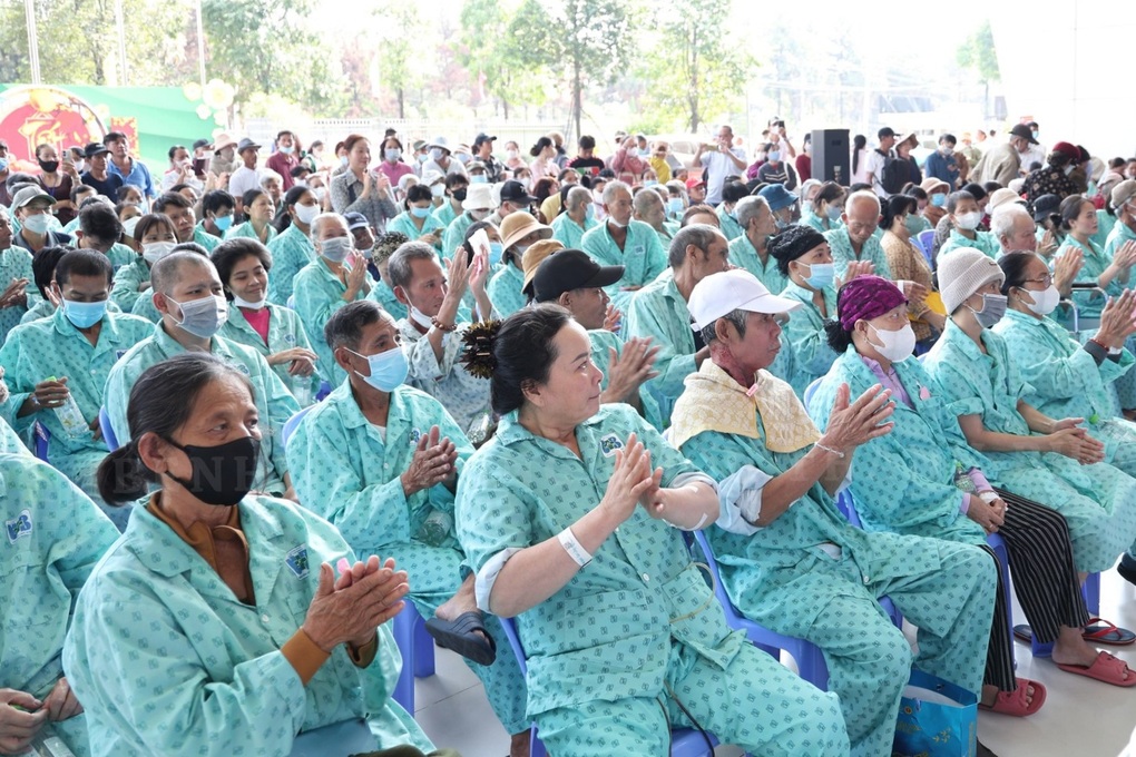 TPHCM khám sức khỏe miễn phí toàn dân: Các bệnh viện, trạm y tế vào cuộc - 5