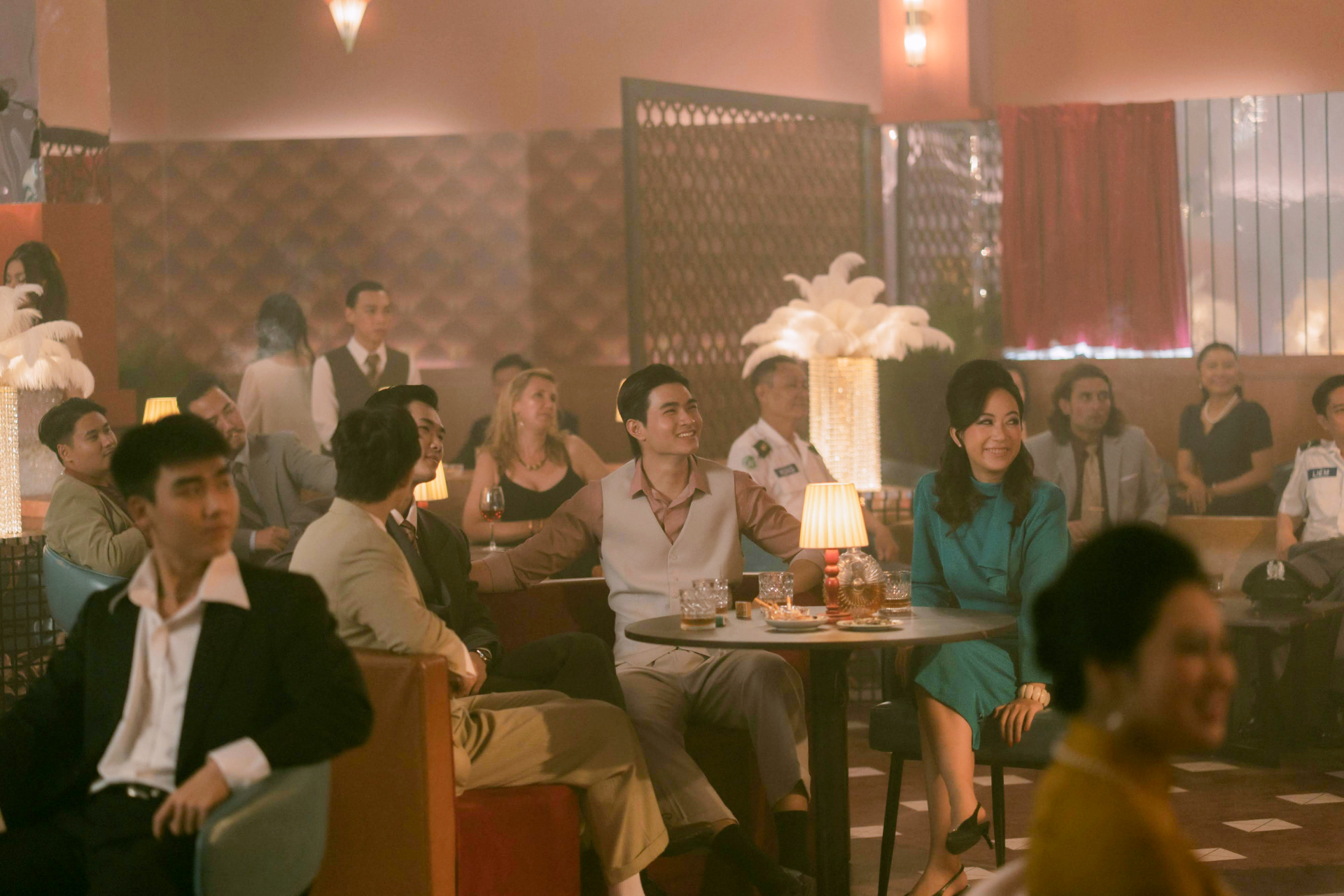 Gương mặt biến dạng của Thanh Hằng- Ảnh 6.