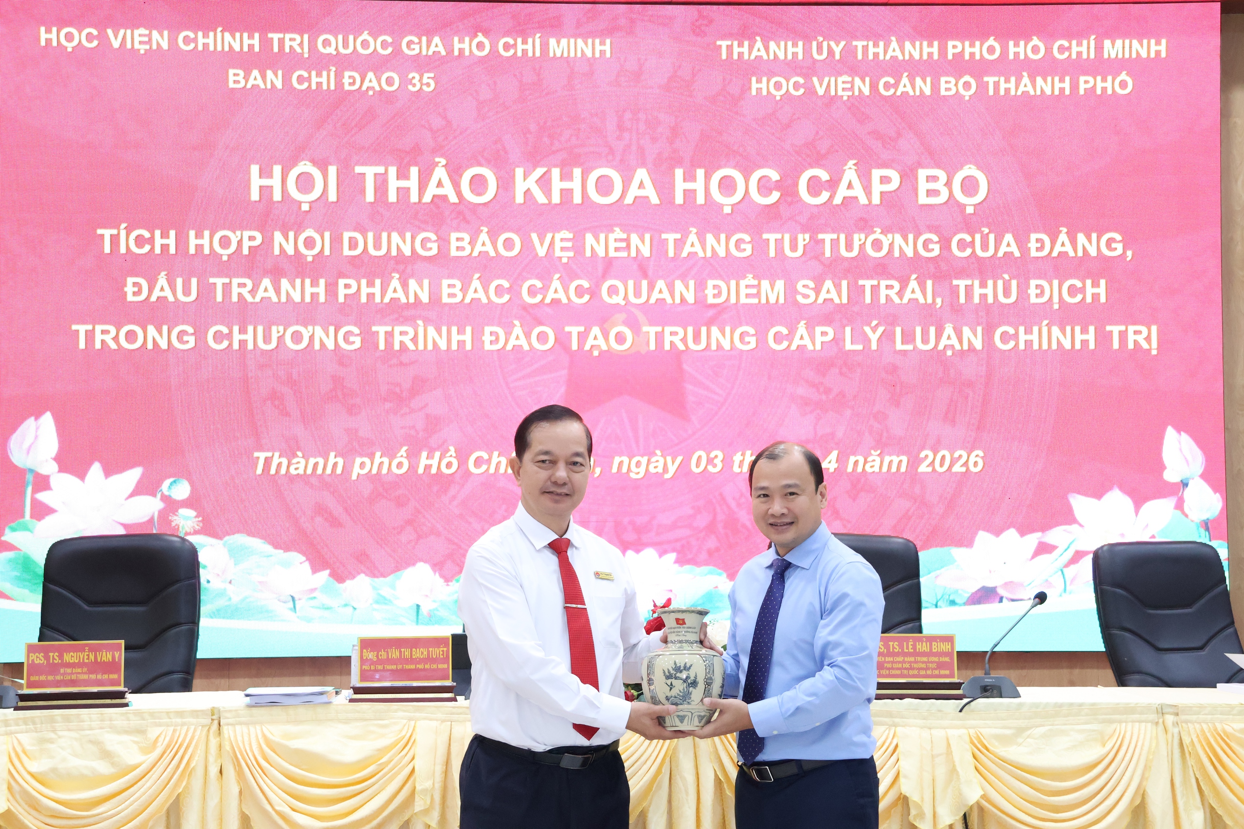 Thông tin trái chiều tại TPHCM cần phản bác kịp thời để bảo vệ nền tảng tư tưởng - Ảnh 9.