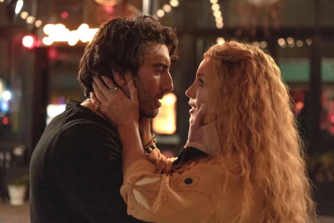 Blake Lively và Justin Baldoni trong phim It Ends With Us.