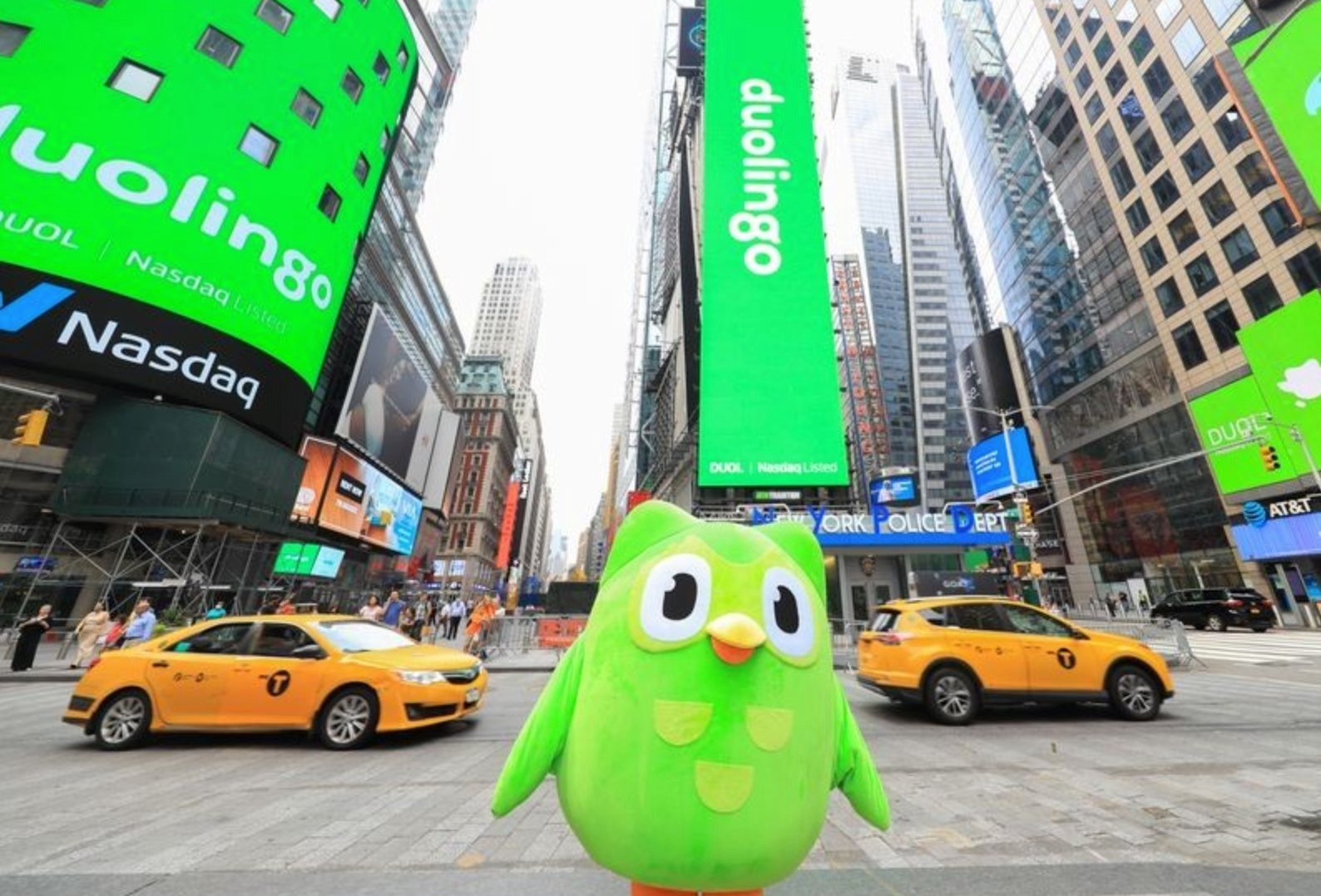 Linh vật của Duolingo bất ngờ 'từ chức', chuyển sang làm nhân viên 1 app giao hàng: Chuyện gì đây?- Ảnh 2.