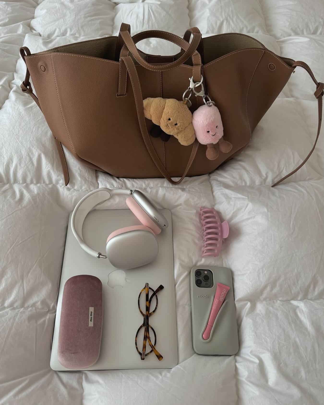 Polène tăng giá khiếp, tôi mãn nguyện với 2 chiếc túi đẹp không kém mà giá chỉ bằng 1/10- Ảnh 3.