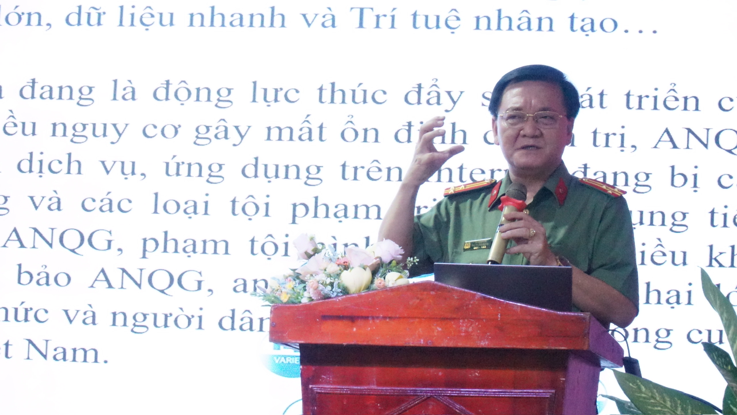 Nâng cao năng lực nắm bắt dư luận xã hội trong hệ thống Công đoàn TPHCM - Ảnh 2.