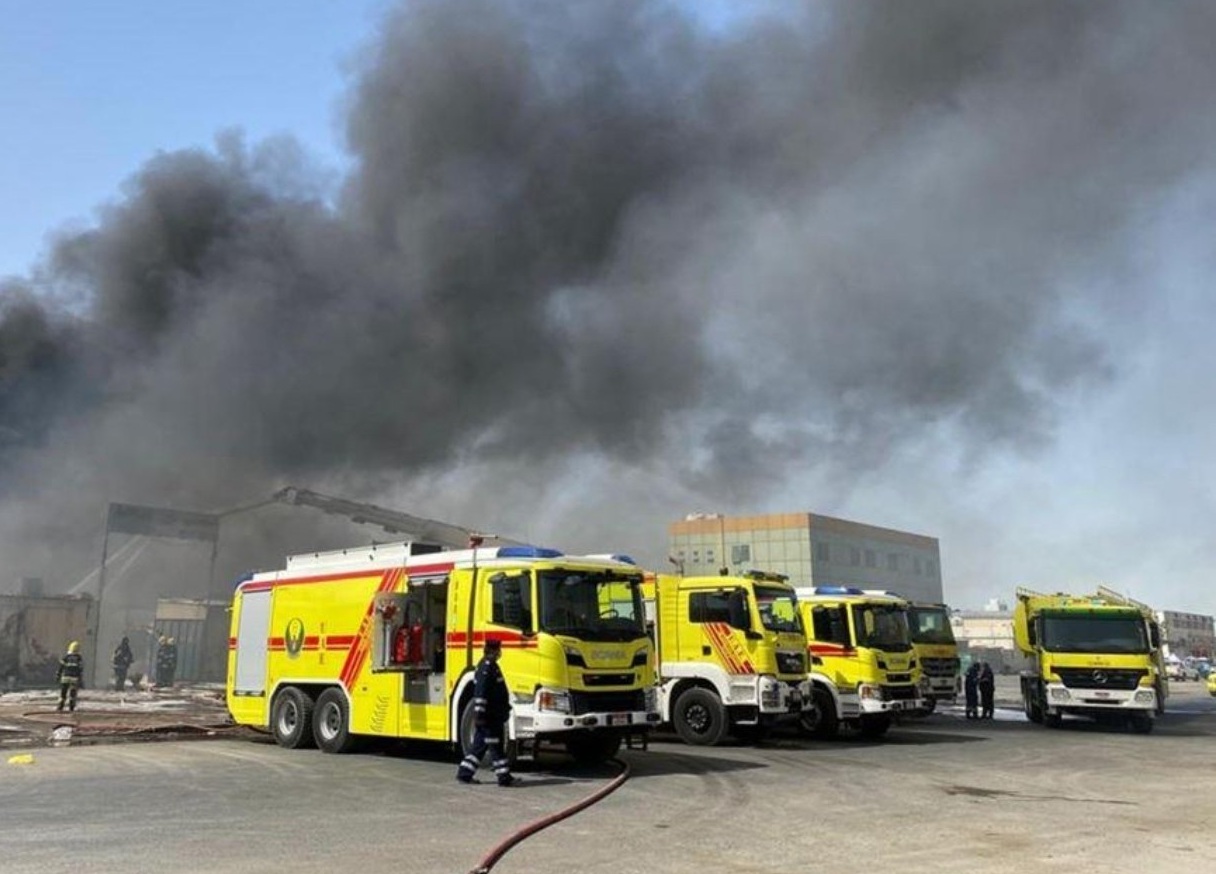 Chiến sự Trung Đông ngày 3-4: Hai cơ sở dầu khí bốc cháy, Iran đòi 