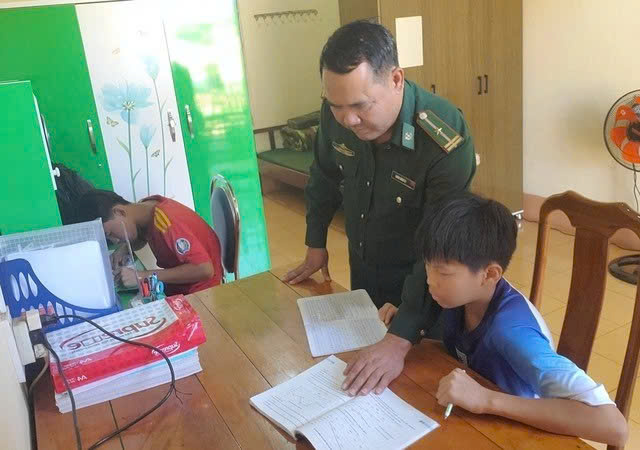 Từ làng biên nghèo, 30 em vào đại học, cao đẳng nhờ Biên phòng Gia Lai- Ảnh 2.