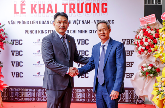 Thách thức chờ tân chủ tịch Liên đoàn Quyền Anh Việt Nam - Ảnh 2. Thách thức chờ tân chủ tịch Liên đoàn Quyền Anh Việt Nam - Ảnh 2.