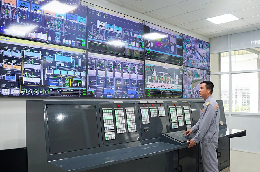 Nghị định 268/2025/NĐ-CP sẽ trao quyền nhiều hơn cho cấp thực thi, trong việc tổ chức triển khai, xem xét và quyết định các mức hỗ trợ phù hợp với từng dự án đổi mới sáng tạo, từng đối tượng và điều kiện thực tiễn. Ảnh: QUANG HUY p2-3-anh-2-thuanvan.jpg