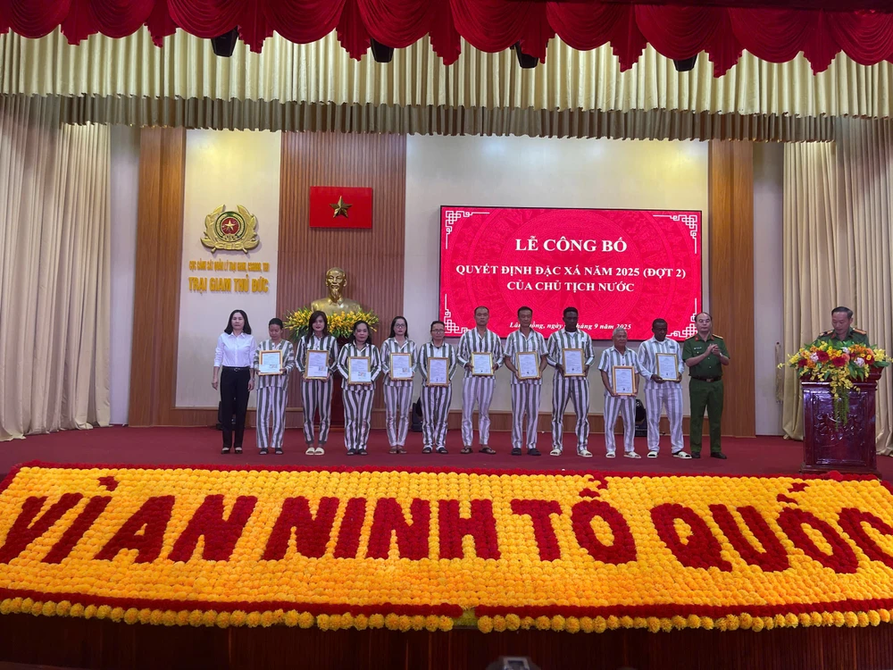 trai-giam-Z30D (27).jpg