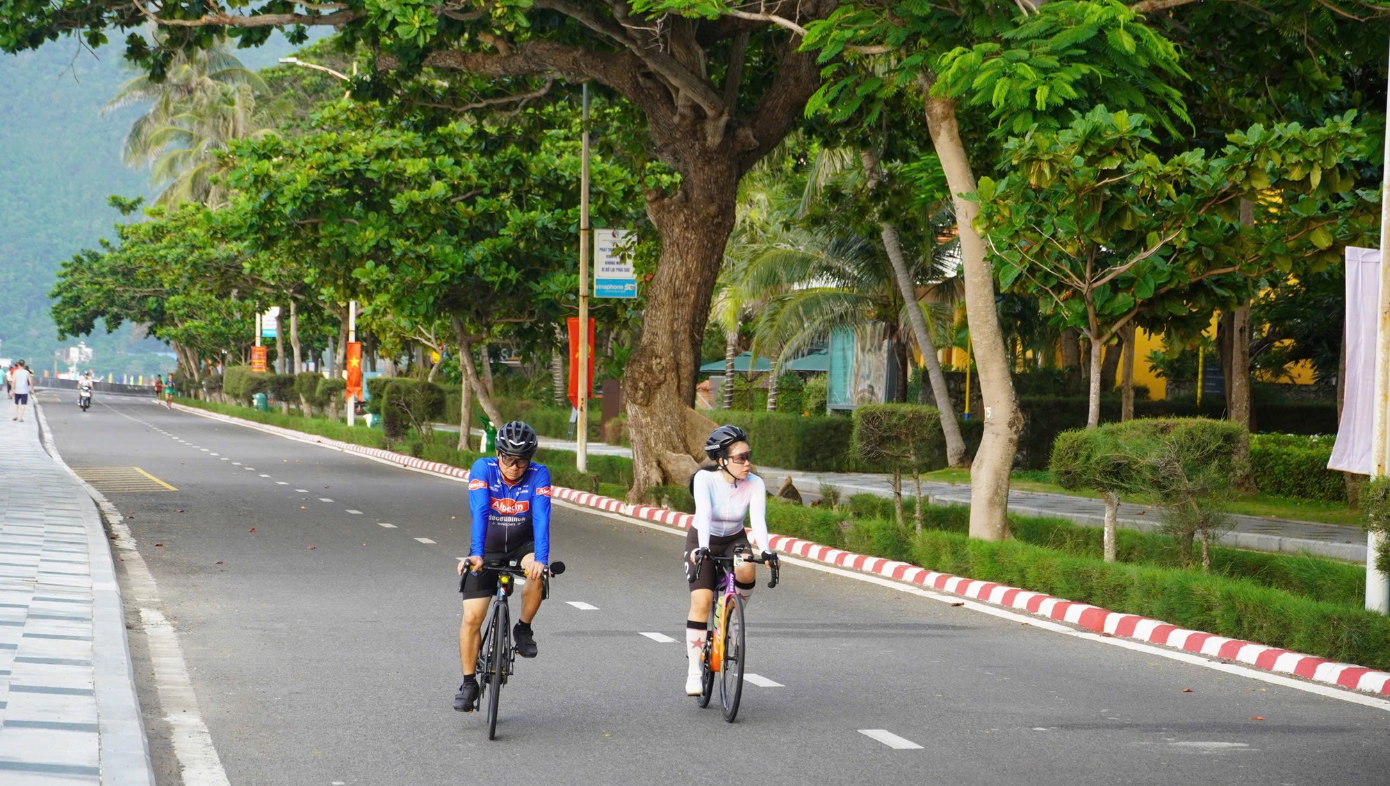 Chủ tịch UBND TPHCM Nguyễn Văn Được: Không đánh đổi môi trường để phát triển Côn Đảo - Ảnh 2.