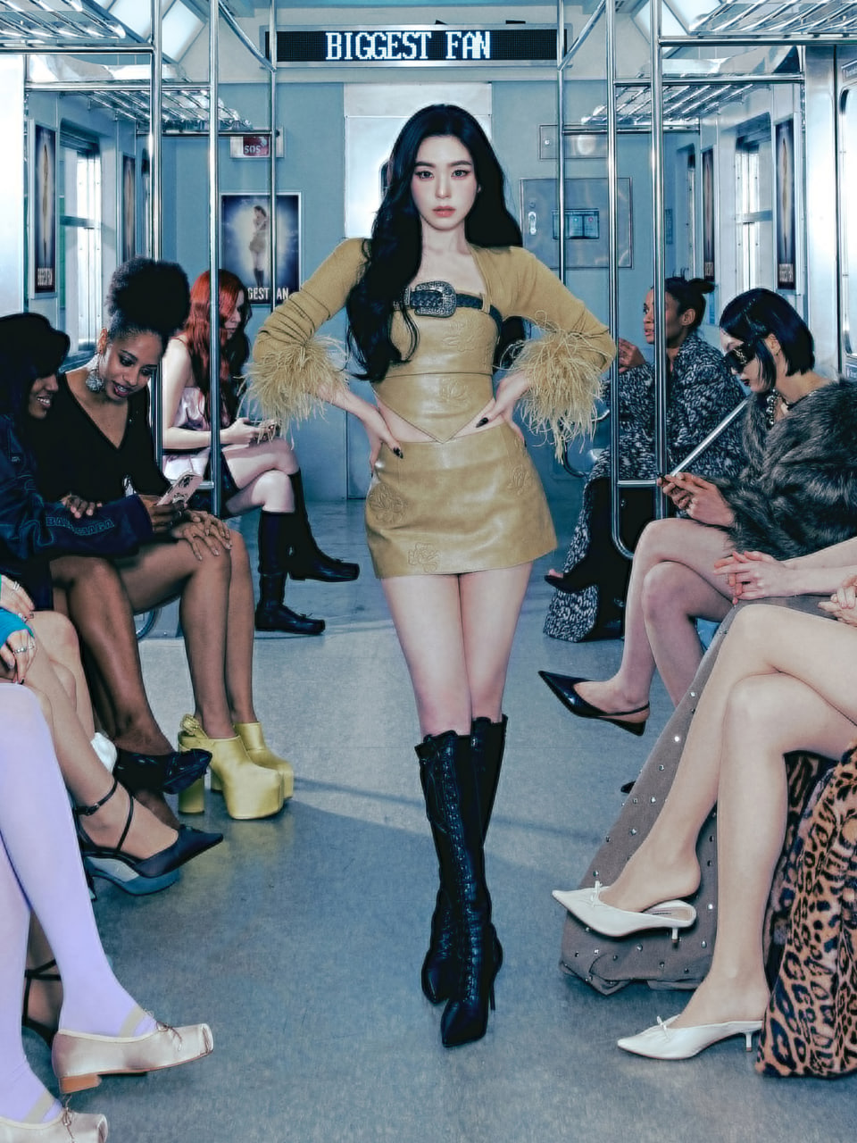 Mỹ nhân đẹp nhất showbiz hết thời: Ra nhạc không ai xem, ngoài nhan sắc chẳng còn gì để nhắc- Ảnh 8.