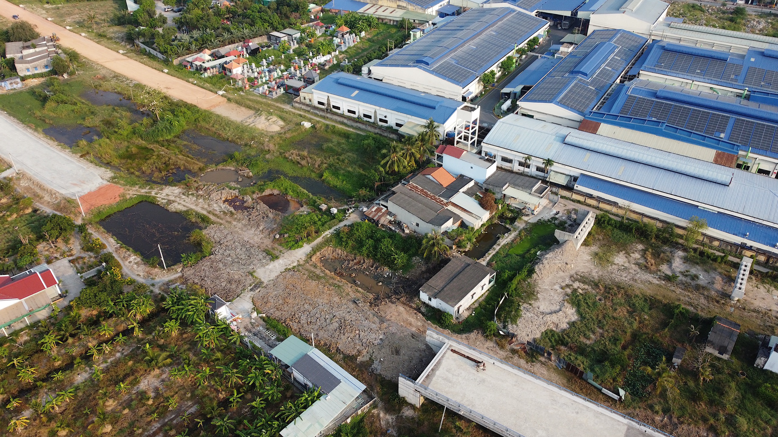 Đường huyết mạch qua Bến Lức làm 3 năm còn vướng mặt bằng, Tây Ninh yêu cầu làm sạch trong tháng 4 2 Tây Ninh - Ảnh 2.
